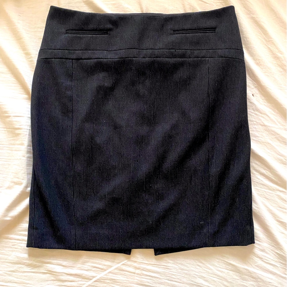 Women’s Pencil stripped skirt